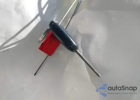 2005 Lexus Rx 330 z USA, uszkodzony, nr VIN JTJGA31U250049719